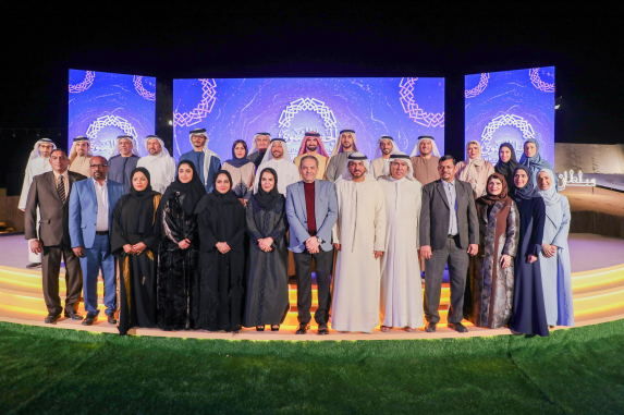 غرفة الشارقة تكرم موظفيها المتميزين في حفلها السنوي احتفاء بإنجازاتهم خلال عام 2024