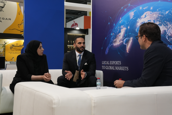 "غرفة الشارقة" تختتم مشاركة مثمرة في "سيال باريس 2022"