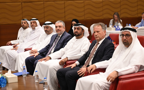 غرفة الشارقة تُعرّف مجتمع الأعمال الصربي بفرص الاستثمار في الإمارة