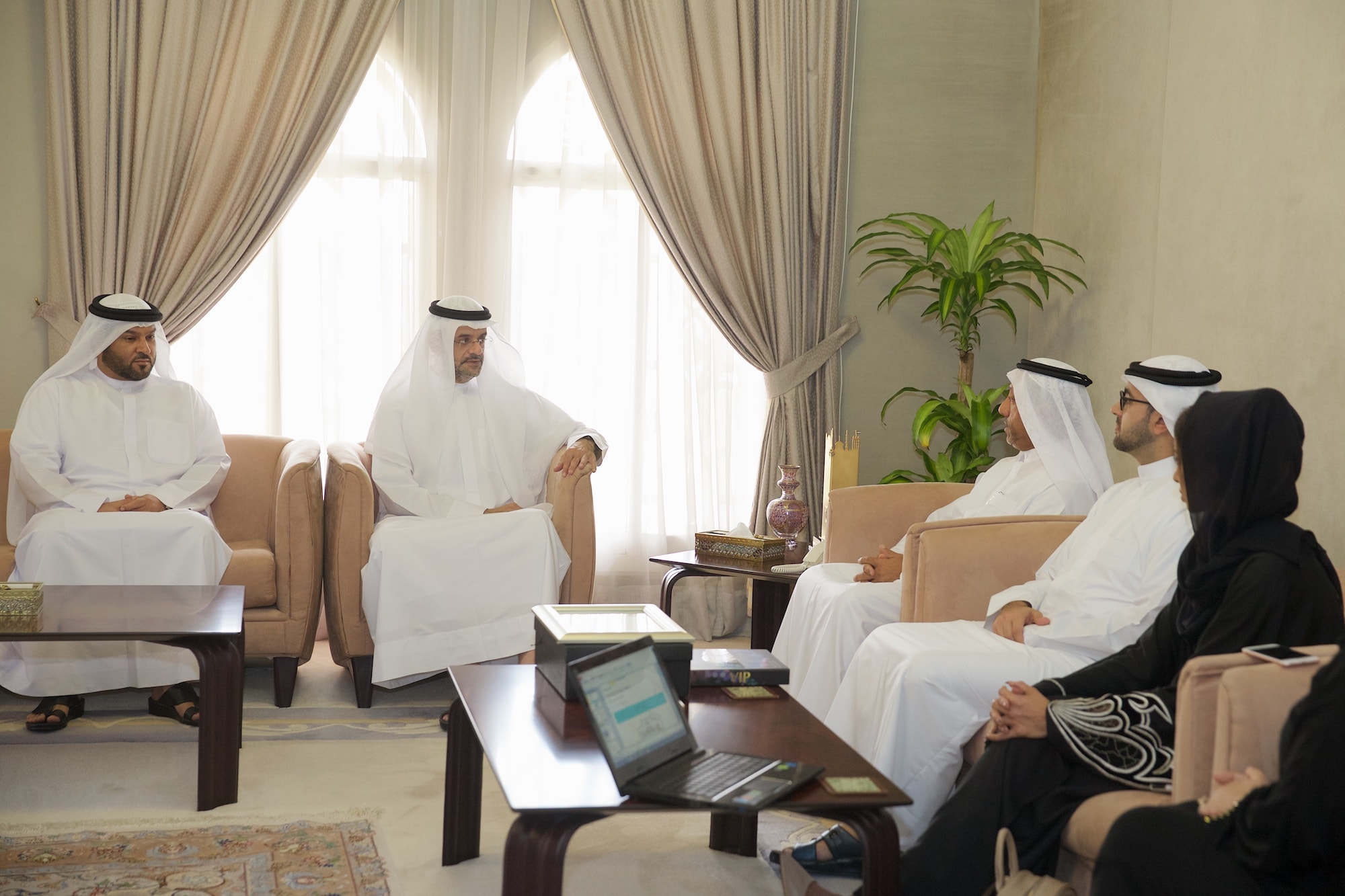 Sharjah Crown Prince Meets Chairman of shj.Seen Board of Trustees 