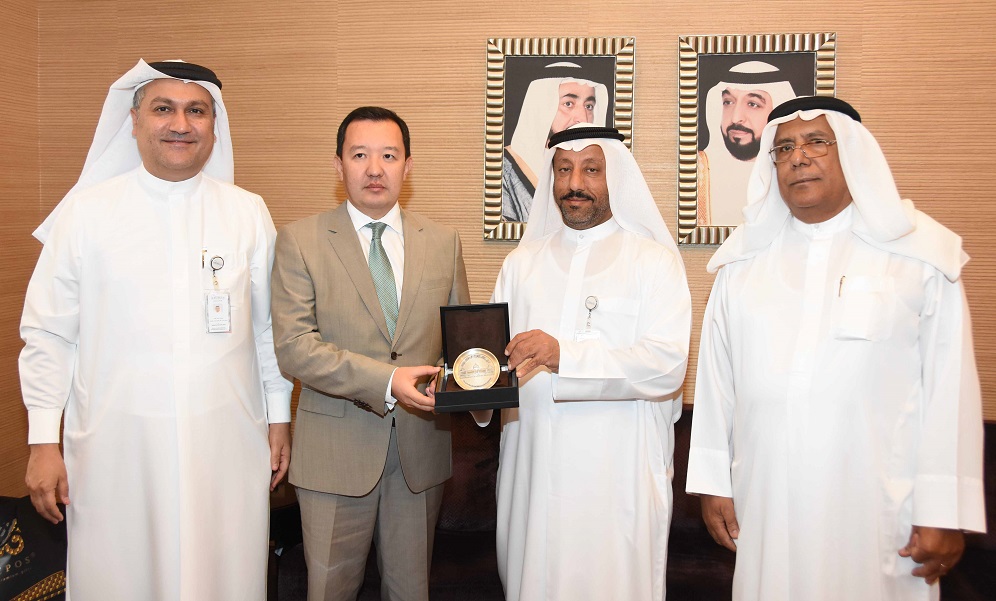 Al Oweis Receives Kyrgystani Ambassador and Discusses Bilateral Economic Ties Between the Two Countries 
