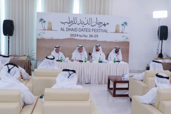 غرفة الشارقة تعلن موعد النسخة الثامنة من مهرجان الذيد للرطب وتكشف عن تفاصيل فعالياته ومسابقاته
